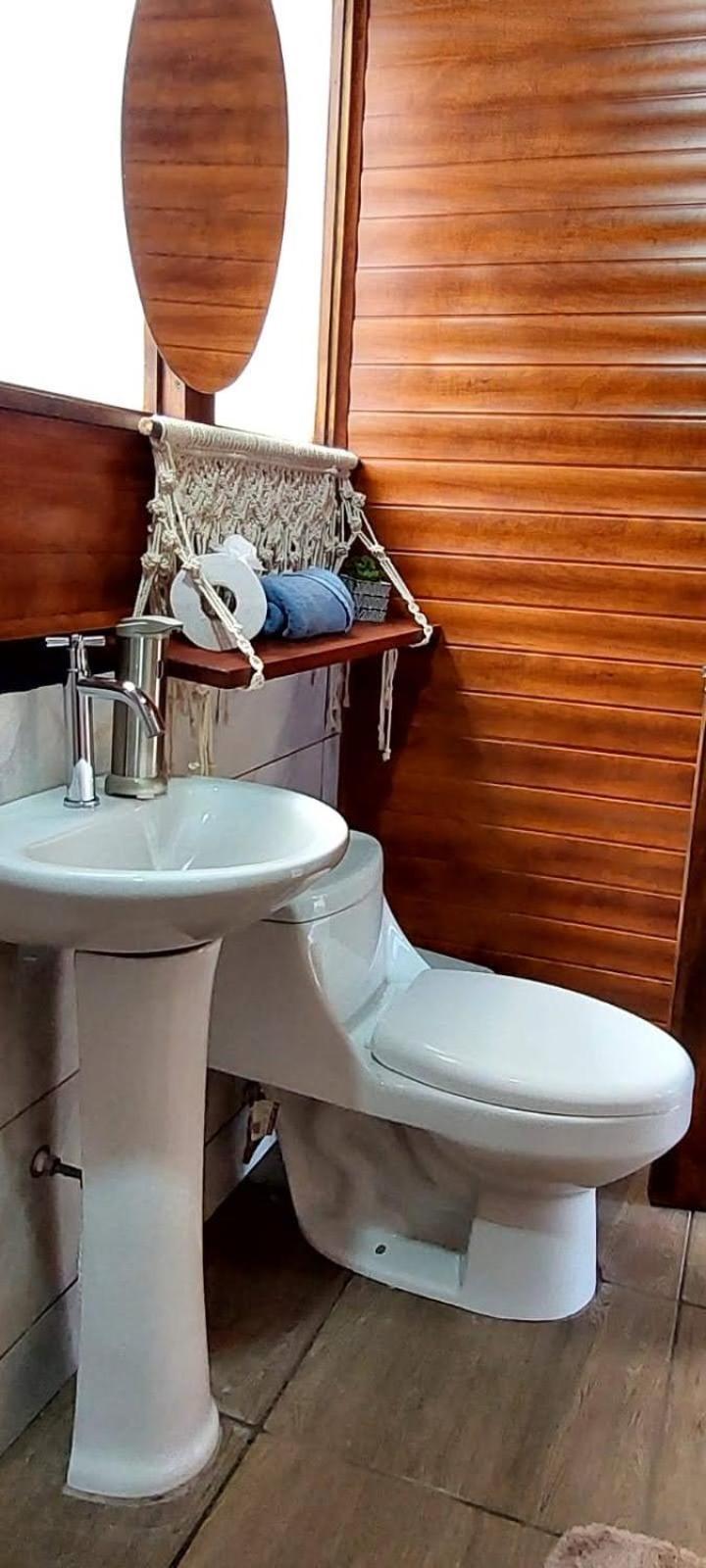 Casita Happy Feet And Tours Corcovado Hotel Drake Bay Bagian luar foto