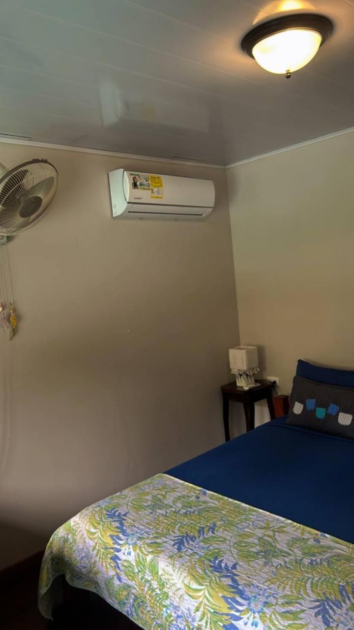Casita Happy Feet And Tours Corcovado Hotel Drake Bay Bagian luar foto